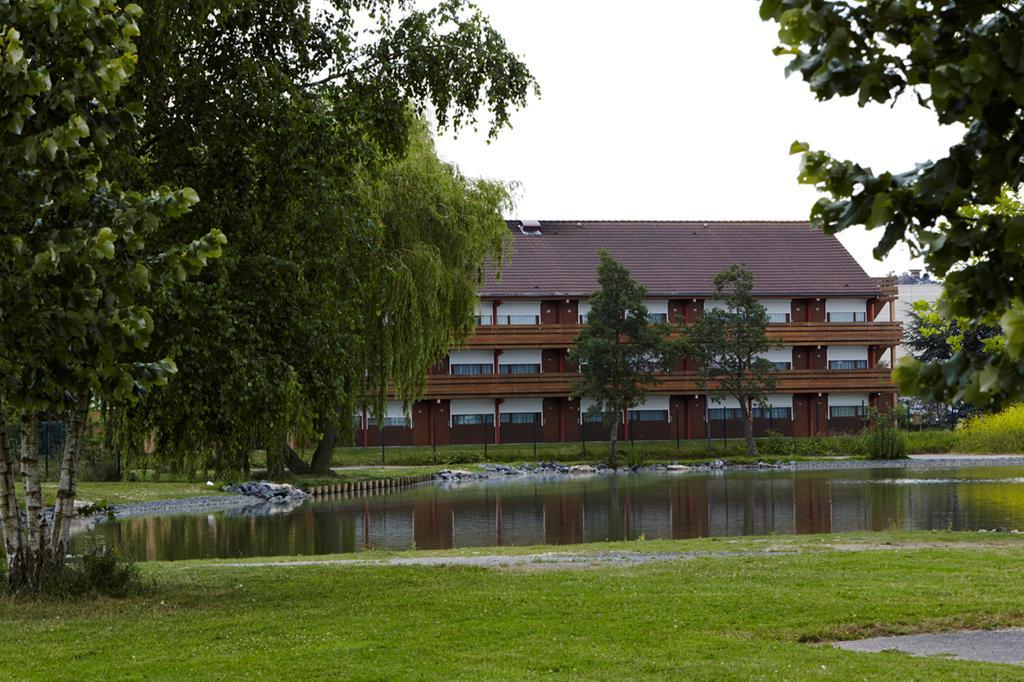 Hotel Campanile Lille - Lomme Exteriér fotografie